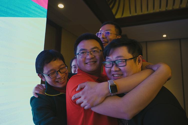 15724340619117867CMe.jpg